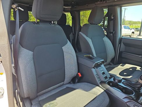Used 2025 Ford Bronco Big Bend AWD/4WD image 14