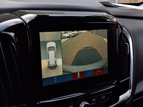 Used 2019 Chevrolet Traverse Premier w/ Redline Edition FWD image 8
