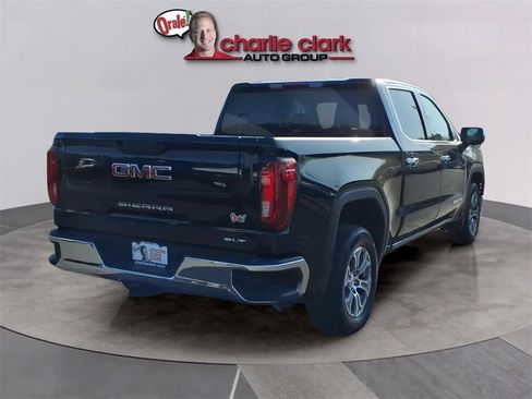Used 2025 GMC Sierra 1500 SLT image 5