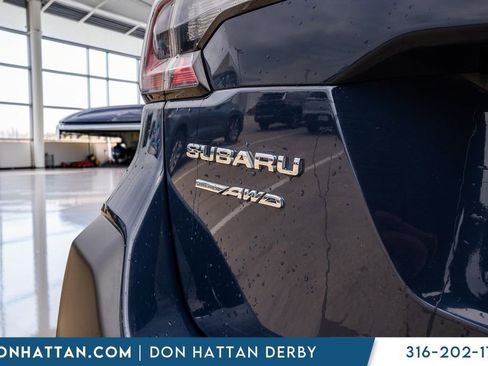 Used 2025 Subaru Outback Premium AWD/4WD image 32