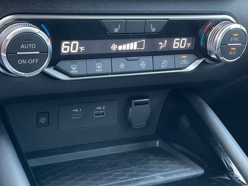 New 2025 Nissan Altima 2.5 SR w/ SR Premium Package image 31