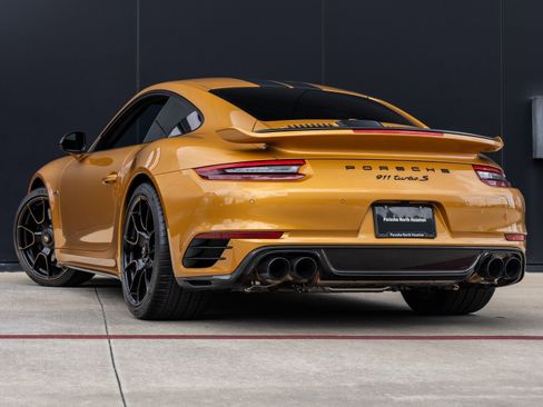 Used 2018 Porsche 911 Turbo S image 3