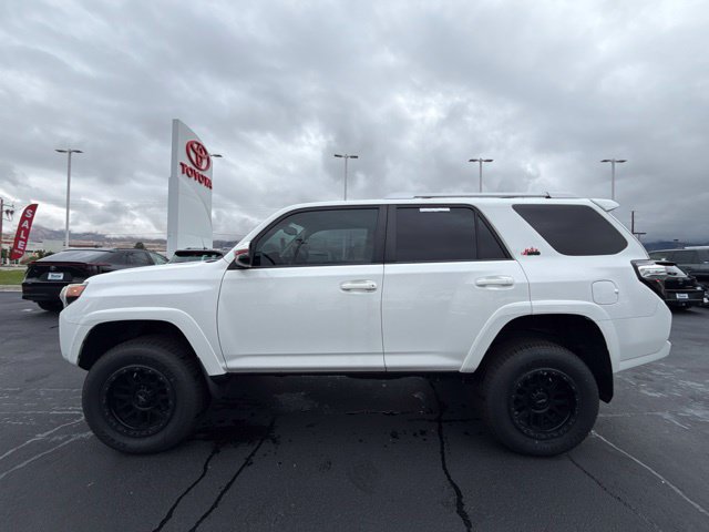 Used 2017 Toyota 4Runner SR5 Premium AWD/4WD image 8