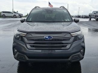 Certified 2025 Subaru Forester Premium AWD/4WD video 2