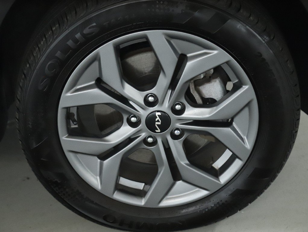 Used 2024 Kia Seltos LX AWD/4WD image 10