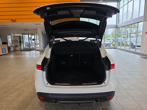 Used 2019 Jaguar F-PACE Prestige AWD/4WD image 38