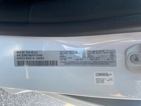 New 2026 Chrysler Pacifica Select FWD image 16