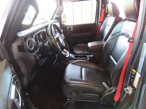 Used 2020 Jeep Wrangler Unlimited Rubicon w/ Quick Order Package 28Y Recon AWD/4WD image 21