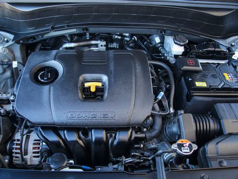 Used 2023 Kia Seltos S image 28