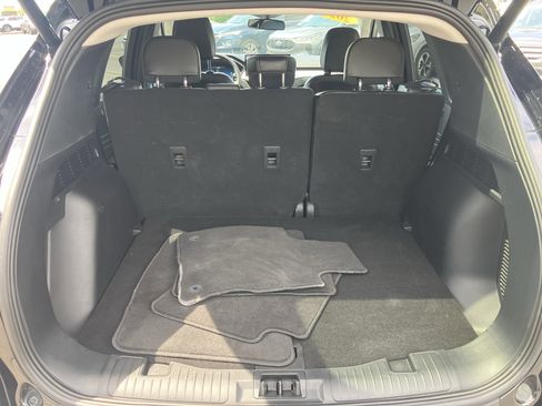 Certified 2025 Ford Escape Platinum AWD/4WD image 13