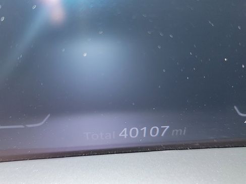 Used 2022 BMW X5 xDrive45e w/ M Sport Package image 18