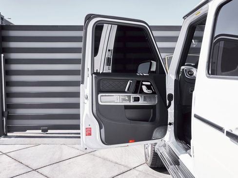 Used 2025 Mercedes-Benz G 63 AMG 4MATIC image 31