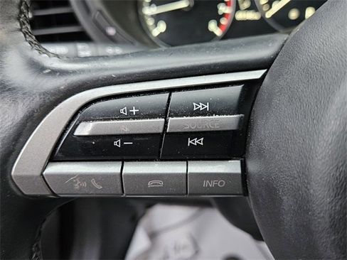 Used 2021 MAZDA CX-30 FWD 2.5 S w/ Select Package image 23