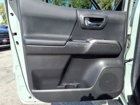 Used 2023 Toyota Tacoma TRD Off-Road w/ Advanced Technology Package image 22