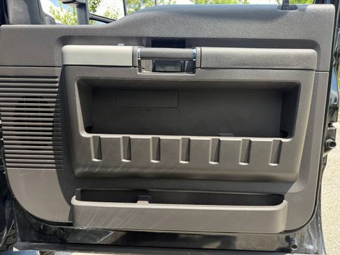 Used 2016 Ford F250 Lariat w/ Chrome Package AWD/4WD image 42