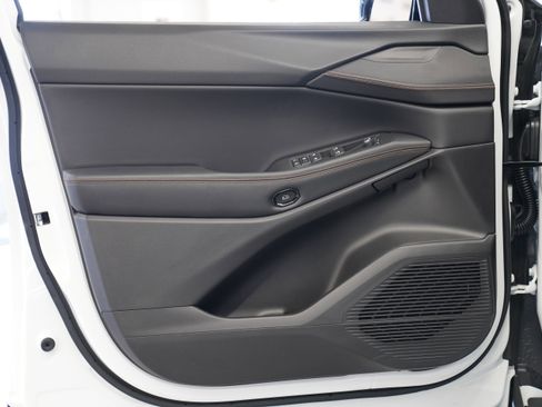 New 2026 Jeep Cherokee Limited image 15