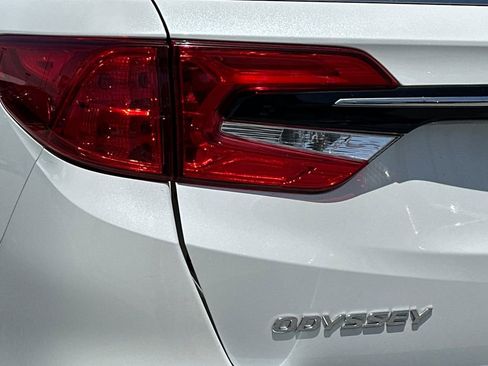 Used 2021 Honda Odyssey EX image 27