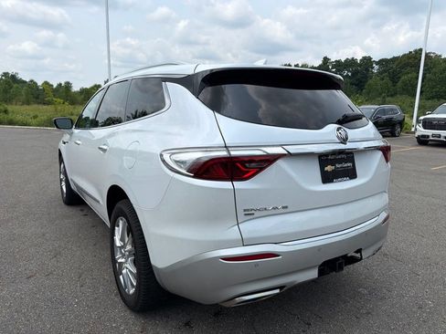 Used 2023 Buick Enclave Essence w/ Experience Buick Package AWD/4WD image 7