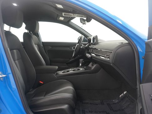 Used 2025 Honda Civic Sport image 11