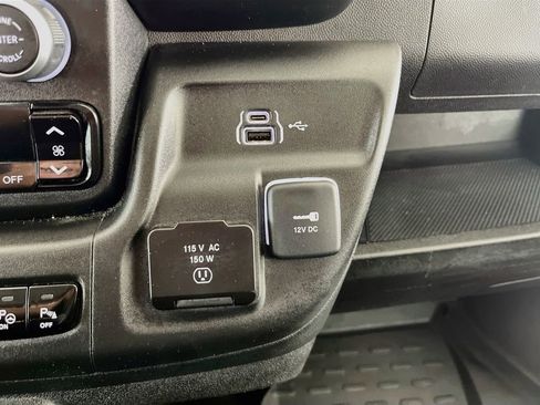 Used 2024 RAM ProMaster 2500 w/ Quick Order Package 22G SLT FWD image 20