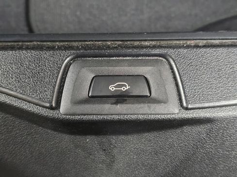 Used 2023 BMW X5 xDrive40i w/ Parking Assistance Package AWD/4WD image 12