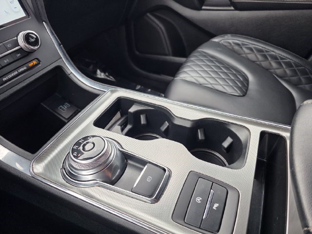 Used 2024 Ford Edge Titanium AWD/4WD image 34