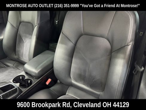 Used 2017 Porsche Macan image 31