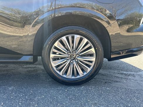New 2026 INFINITI QX80 Luxe w/ Cargo Package AWD/4WD image 12