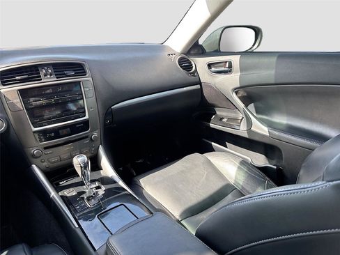 Used 2012 Lexus IS 250 image 21