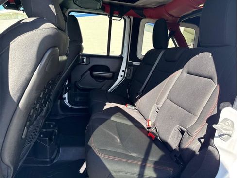 Used 2019 Jeep Wrangler Unlimited Rubicon image 23