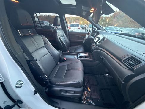 Used 2022 Honda Pilot TrailSport image 25