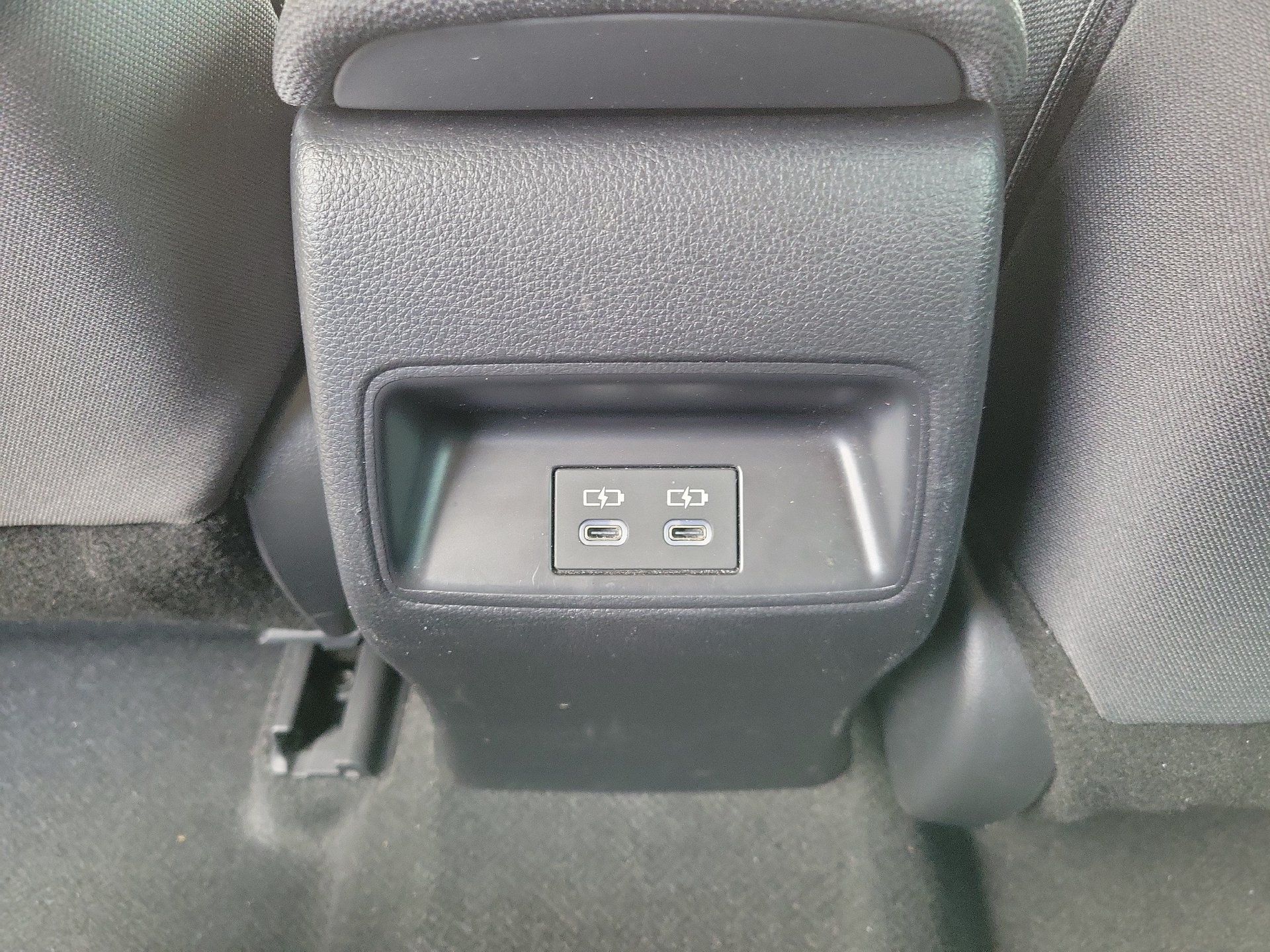 Used 2025 Toyota Corolla LE FWD image 18