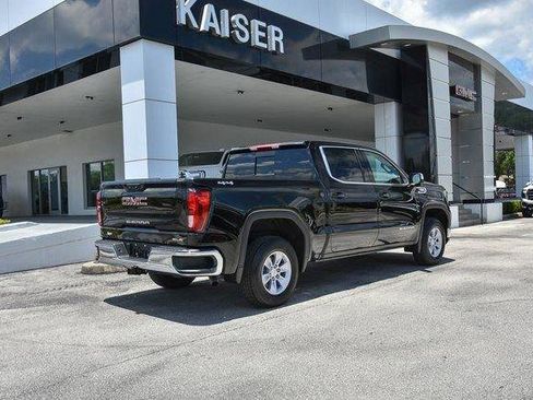 New 2025 GMC Sierra 1500 SLE w/ Preferred Package image 9