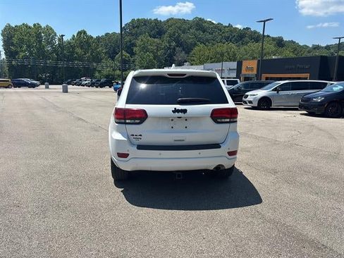 Used 2021 Jeep Grand Cherokee Laredo X AWD/4WD image 6