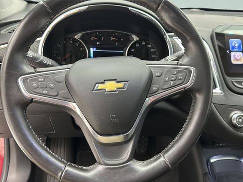 Used 2018 Chevrolet Malibu LT FWD image 15