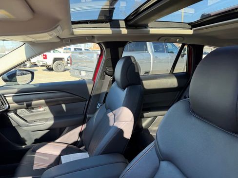 Used 2024 MAZDA CX-50 2.5 Turbo w/ Weather Package image 9