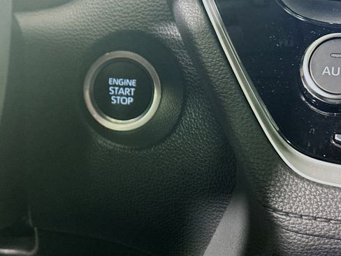 Used 2023 Toyota Corolla Cross XLE w/ Convenience Package AWD/4WD image 20