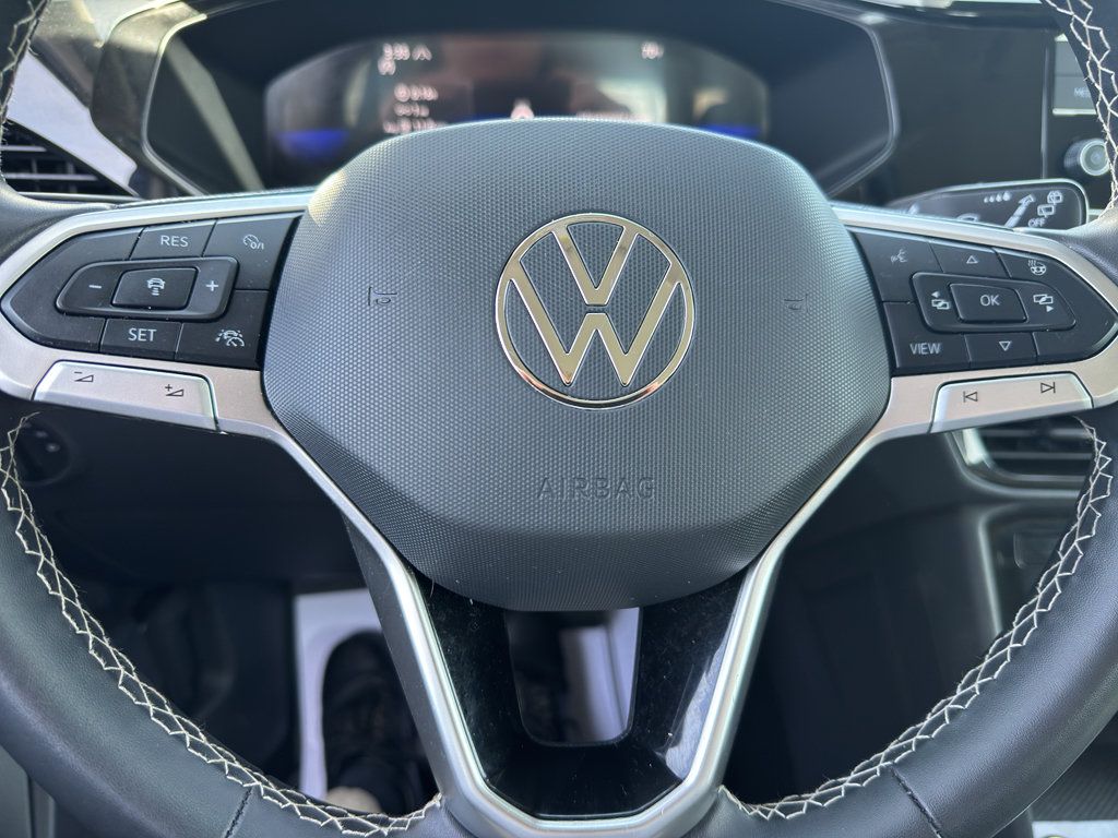 Used 2024 Volkswagen Taos S AWD/4WD image 12