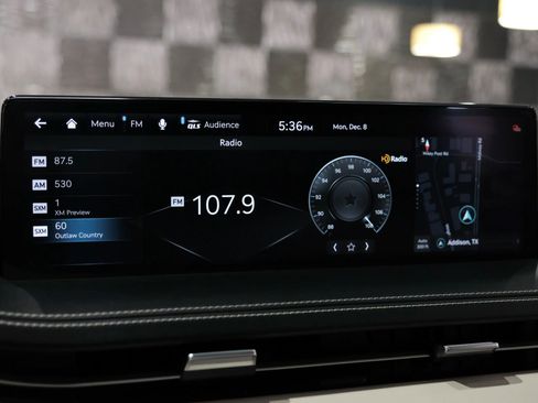 Used 2022 Genesis GV70 3.5T Sport w/ Sport Advanced Package image 27