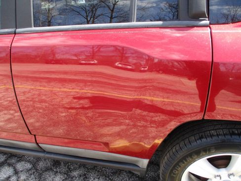 Used 2011 Jeep Compass Sport w/ Sun/Sound Group image 15