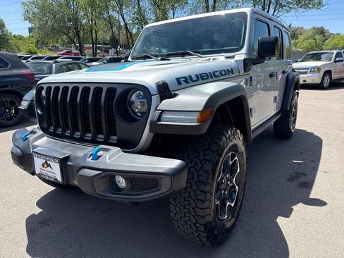 Used 2022 Jeep Wrangler Unlimited Rubicon 4xe w/ Cold Weather Group AWD/4WD image 3