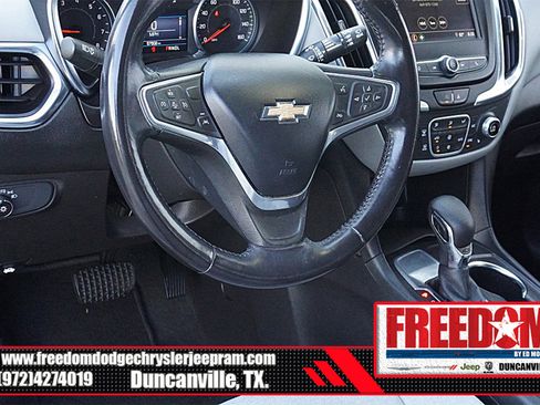 Used 2022 Chevrolet Equinox LT FWD image 25