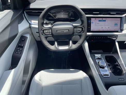 New 2026 Jeep Cherokee Laredo AWD/4WD image 22