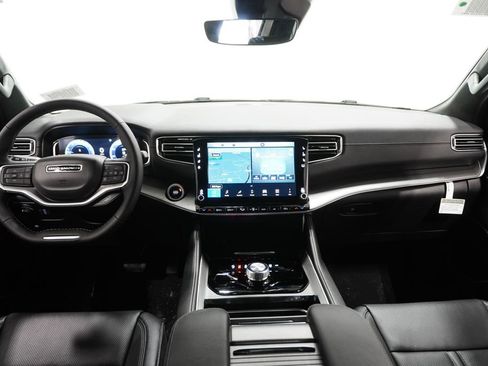 New 2026 Jeep Grand Wagoneer Limited image 13