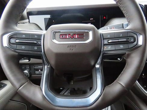 New 2026 GMC Yukon XL Elevation w/ Elevation Premium Package AWD/4WD image 31