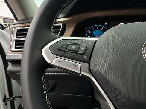 New 2026 Volkswagen Atlas SE image 29