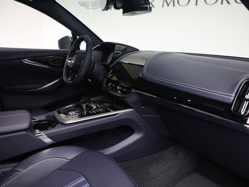 New 2026 Aston Martin DBX 707 image 20