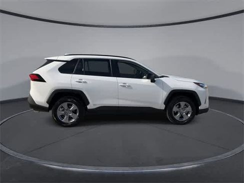 Used 2025 Toyota RAV4 LE image 9