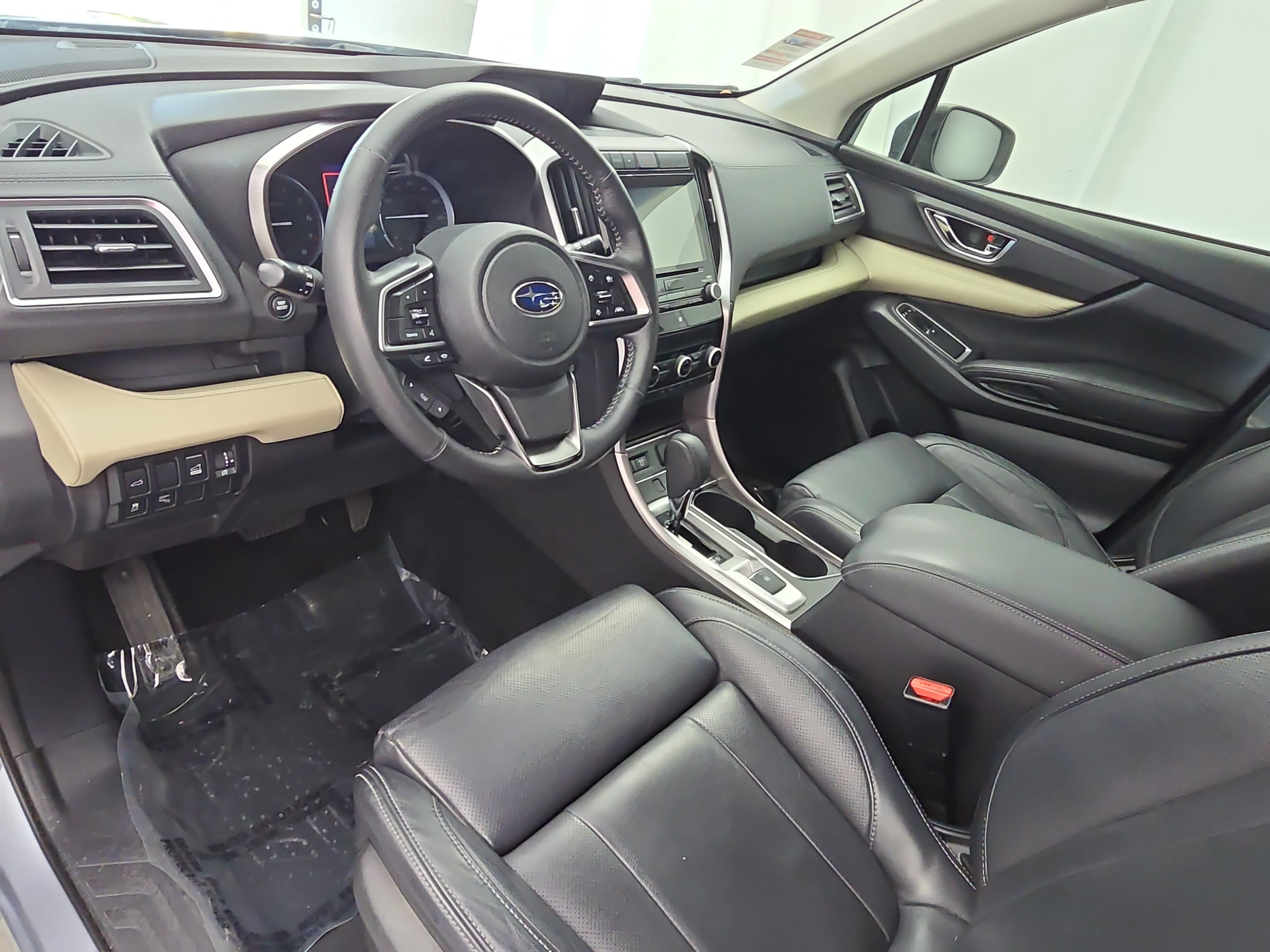 Used 2019 Subaru Ascent Limited AWD/4WD image 17