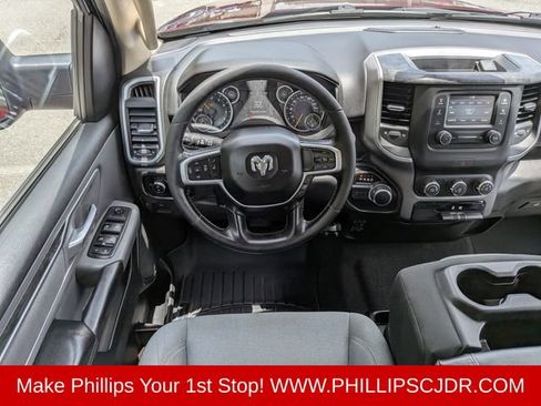 Used 2019 RAM 1500 Big Horn RWD image 15